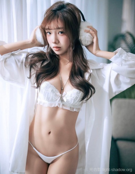 【早鳥優惠場】9/6(午)好久不見~神正酸奶奶性感內衣棚拍~2400元/8人價